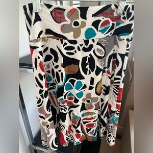 Mid length patterned skirt